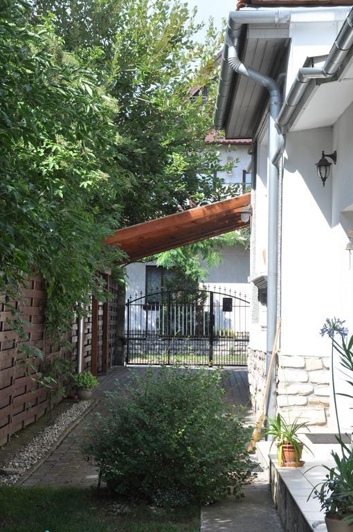 Kertes Apartment Veszprem Exterior photo